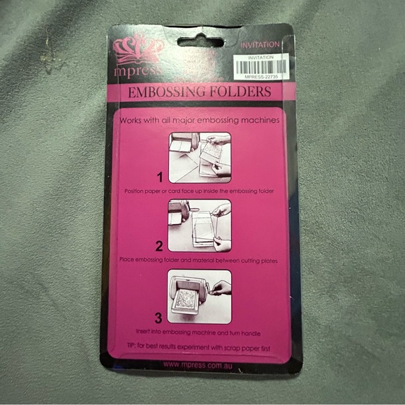 mpress A2 Embossing Folder - INVITATION - Picture 3 of 6